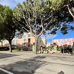 Centrale, a pochi passi dalla spiaggia - VILLA GRETA